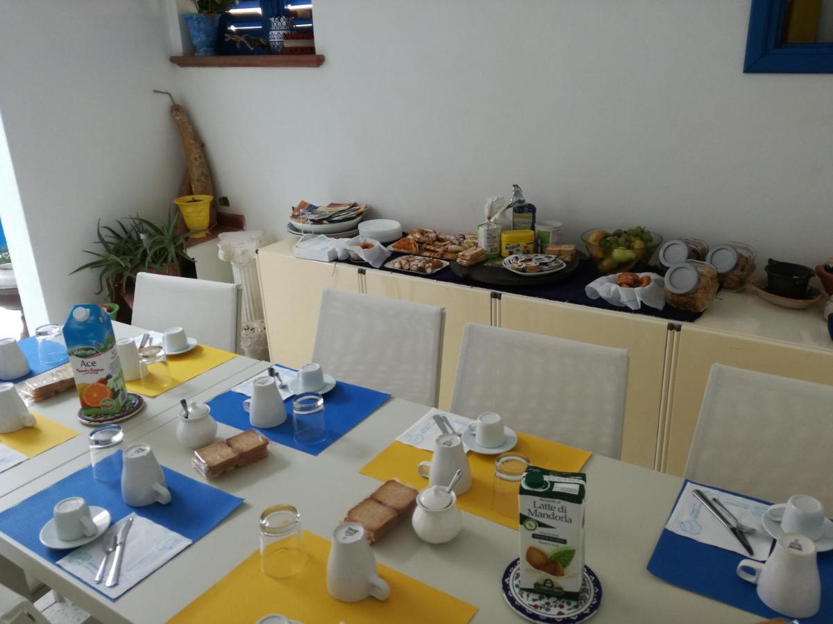 Mediterranea Guesthouse B&B Portopalo Di Capo Passero エクステリア 写真